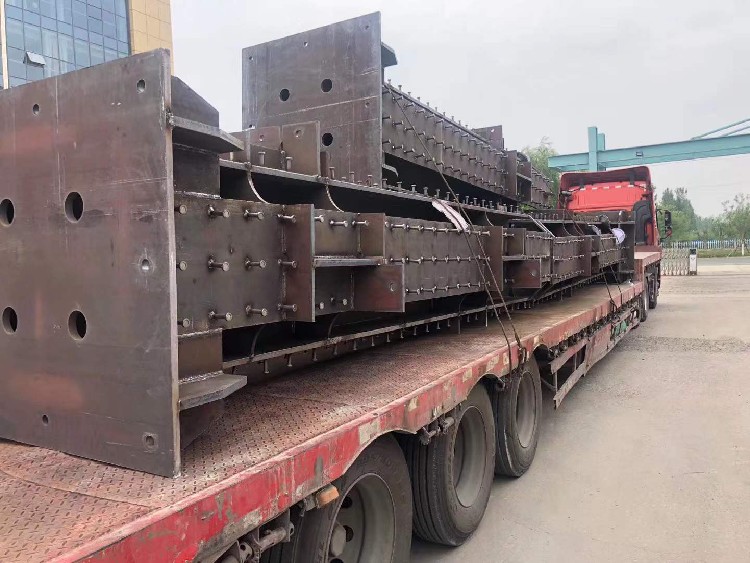 广东热门箱型柱报价箱型柱拼接