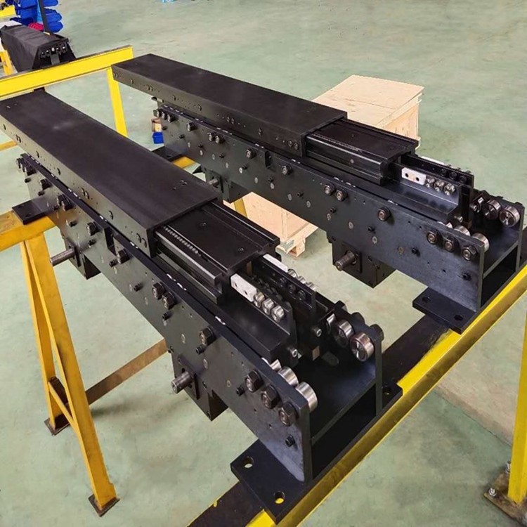 大连双电机双深位堆垛机伸缩货叉报价双深位货叉可定制